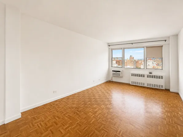 111 3rd Avenue image 1 of 10