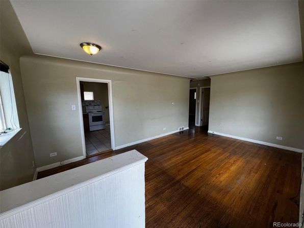 denver-colorado-444262140 picture