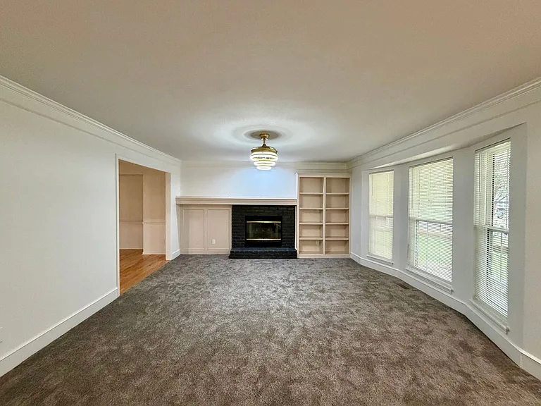 14776 S Alden St — Photo 4