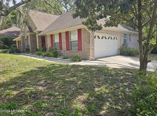 7220 Crescent Oaks Ct, Jacksonville, FL 32277