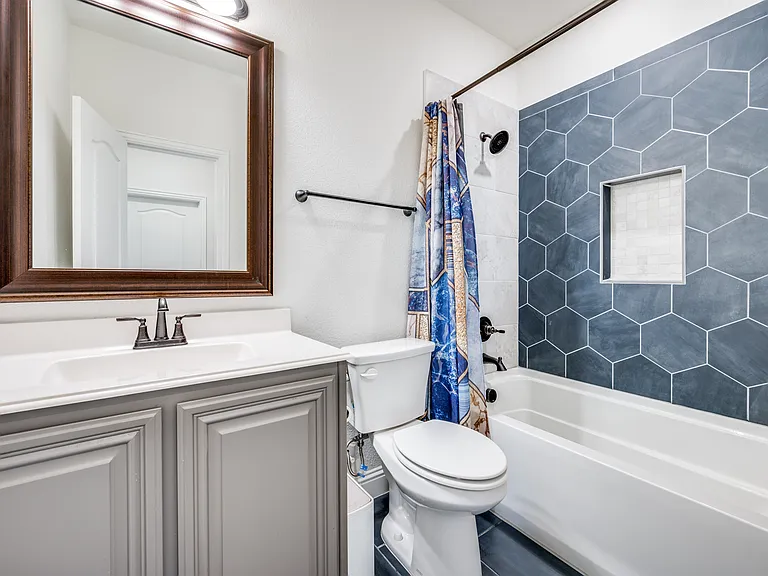 1616 George Ln — Photo 2