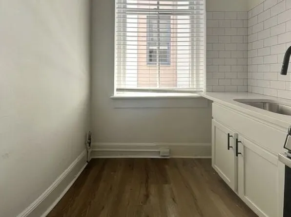 364 King St #1B, Charleston, SC 29401
