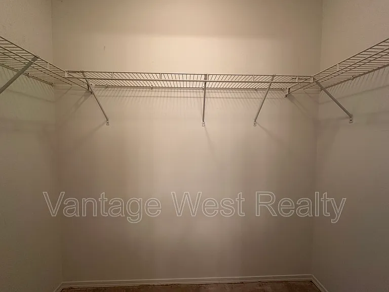 9481 Winchester Rd — Photo 18