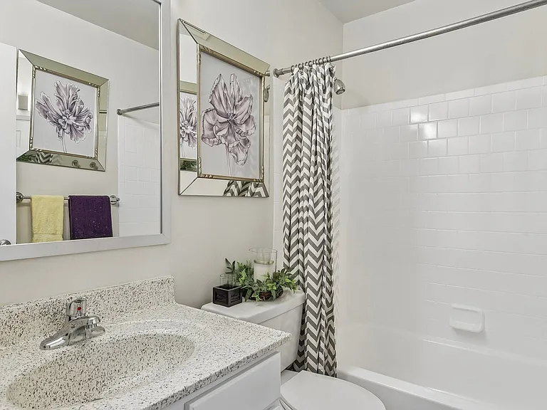 Dunfield Townhomes — Photo 33