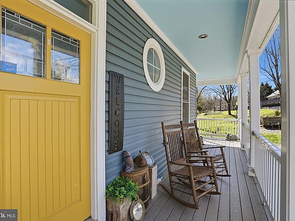 5th image of 6207 Ruth Ln