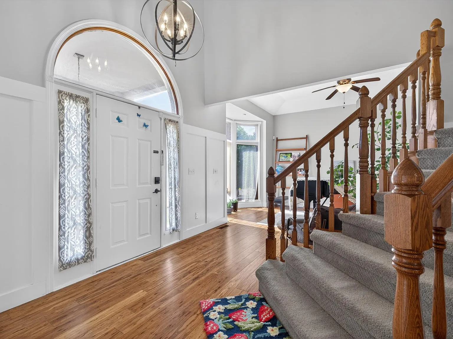 5 bed, 4157 sqft, $3,000 — Photo 4