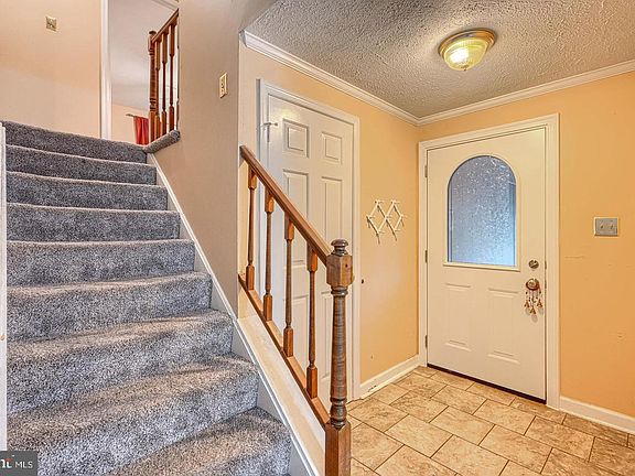 5th image of 3009 Sherwood Rd