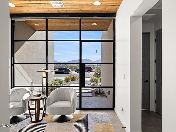 5th image of 6001 High Plains Rd