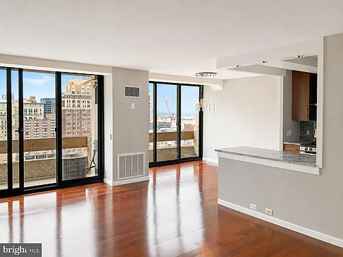 1326 Spruce St #42-2401 Photo 1