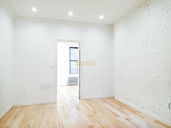 2nd image of 215 E 10th St APT 11