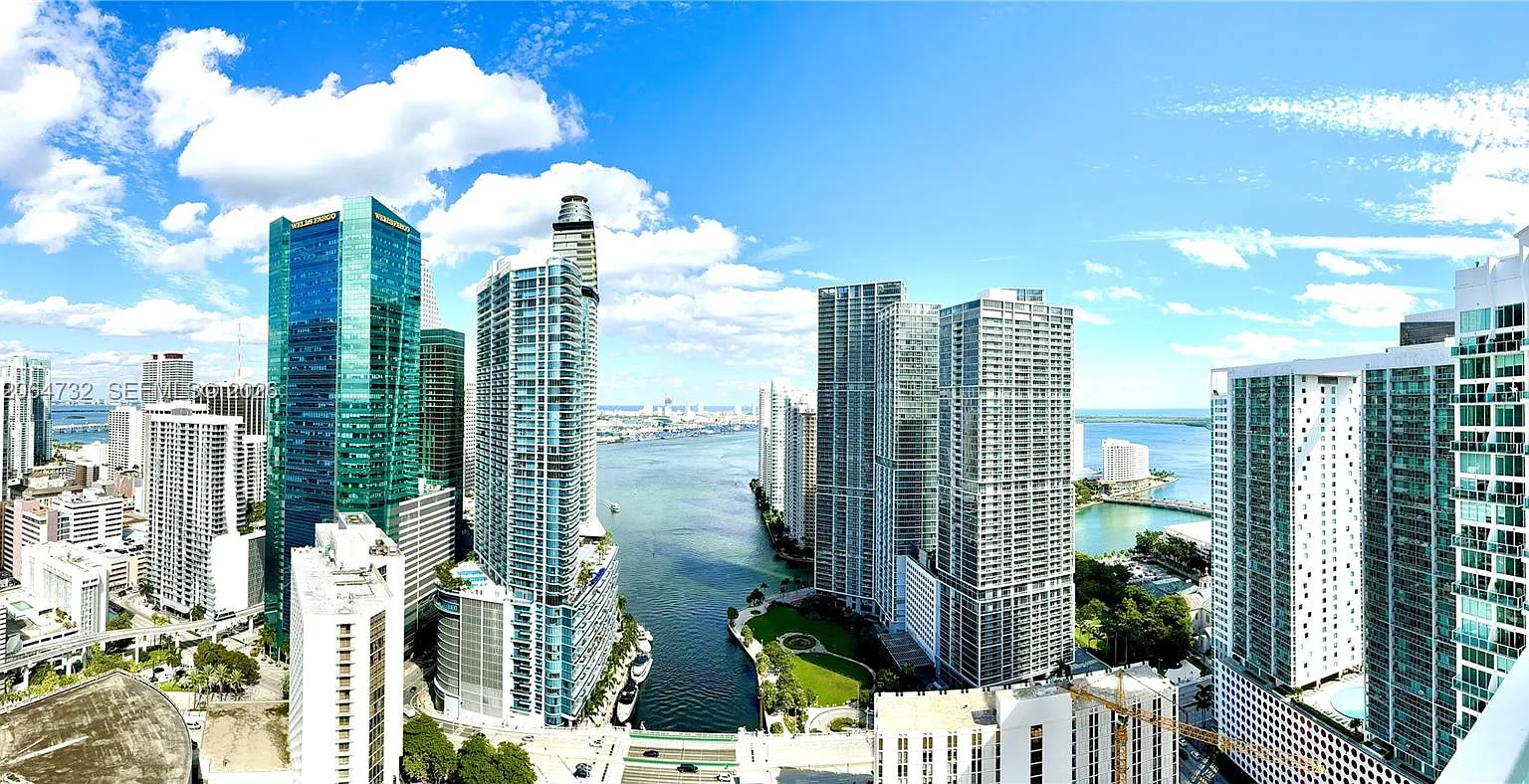 Brickell On The River N T — Photo 2