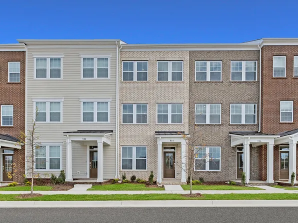 Homes Available Soon, One Lebanon Place : Row Collection