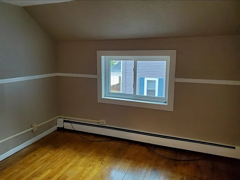 535 W Spring St — Photo 11