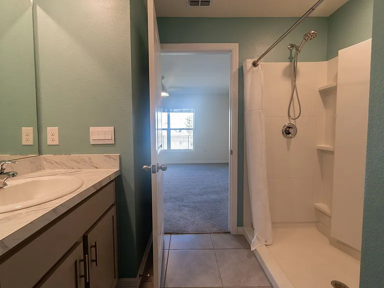 3718 Mannered Gold Ave — Photo 24