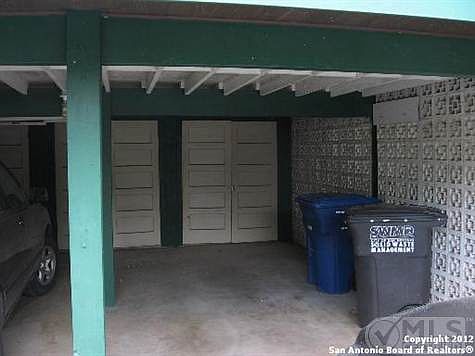 2nd image of 518 E Sunshine Dr