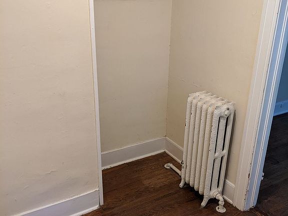 5th image of 704 W Nevada St APT 5