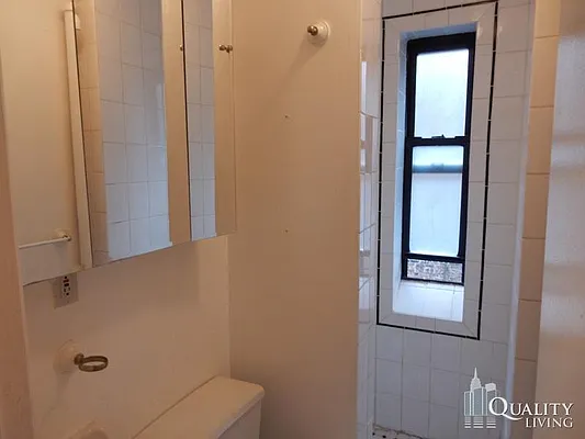 Rented by Quality Living Realty | media 32