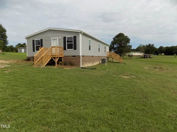 35 Jonesville Ln, Louisburg, NC 27549