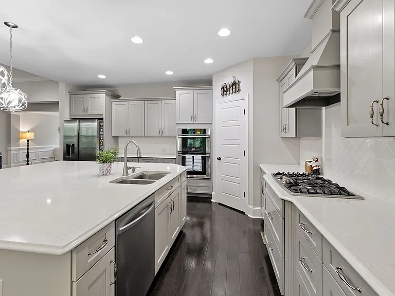 202 Tallow Tree Ct — Photo 18