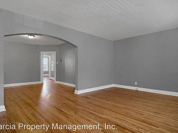 3rd image of 5059 Mardel Ave #322