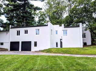 26 Cascade Ter, Burlington, IA 52601