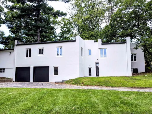 26 Cascade Ter, Burlington, IA 52601