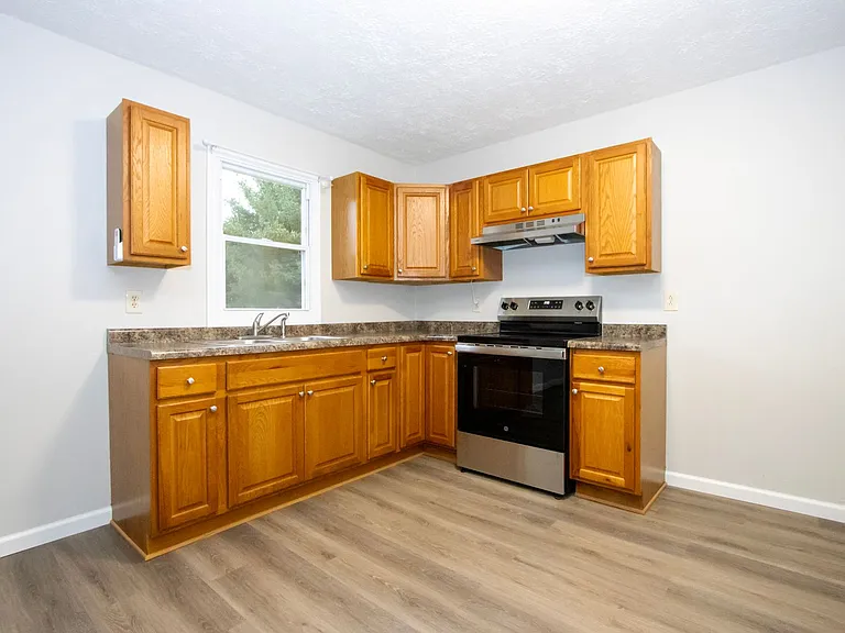 3713 W West Salem Rd #3 — Photo 6