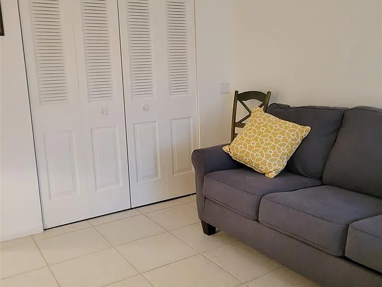 351 Markham Cres #351-P — Photo 13