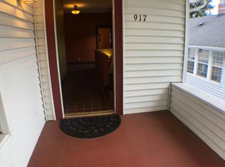 917 NE 73rd St, Seattle, WA 98115
