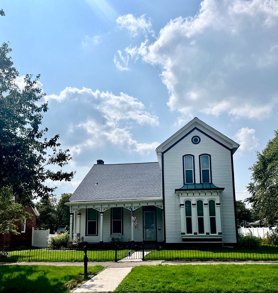 311 3rd St, Carmi, IL 62821 MLS 11201140 Zillow