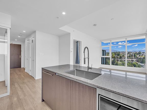 4th image of 5311 Goring St #1605