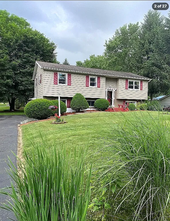 80 Carlin Rd — Photo 2
