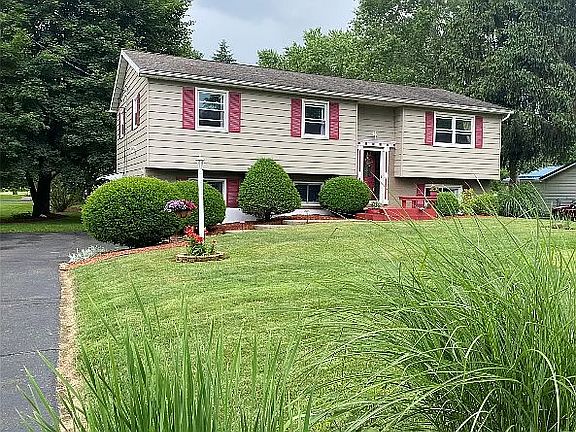 2nd image of 80 Carlin Rd