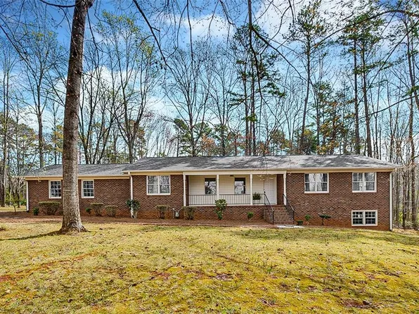 231 Inwood Rd, Asheboro, NC 27205