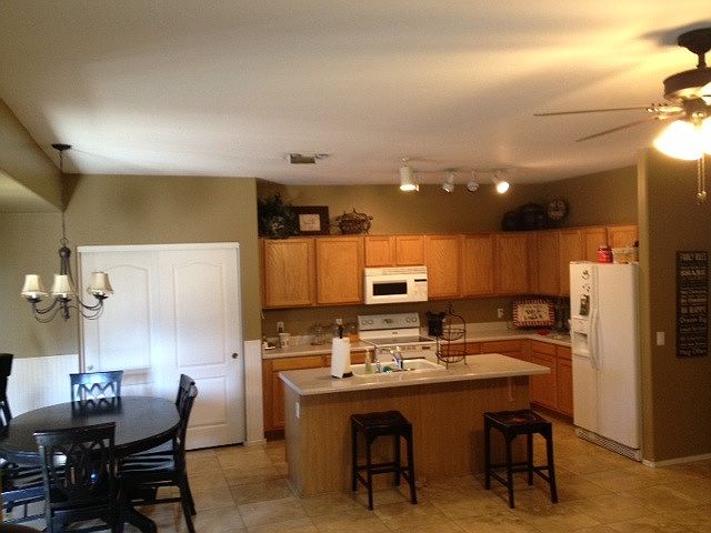 2nd image of 4545 E Laurel Ave