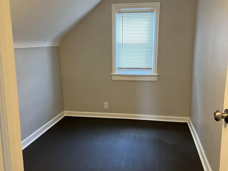 1706 E Tabor St — Photo 17