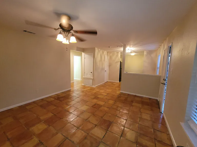 418 Verne St — Photo 3