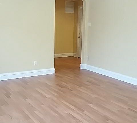 4th image of 1851 E 78th St #3