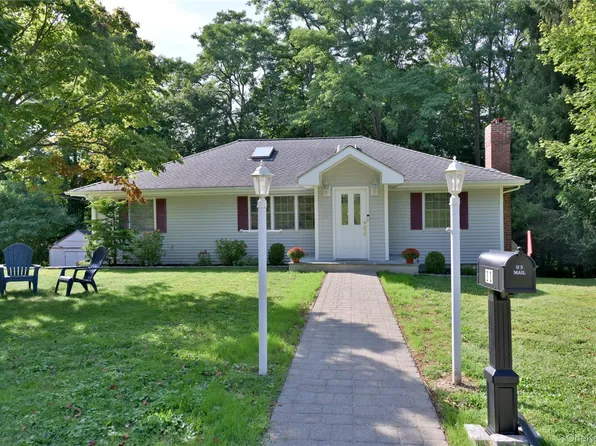 11 Lakeview Terrace, Mahopac, NY 10541