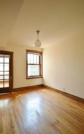 2 bed, 1.0 bath, $2,200 — Photo 2