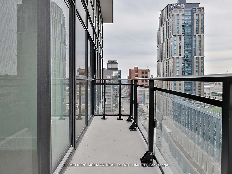206 King St W #Penthouse 1 — Photo 31