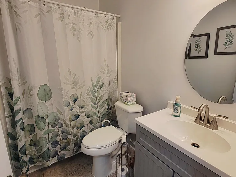 207 Danforth Dr — Photo 25