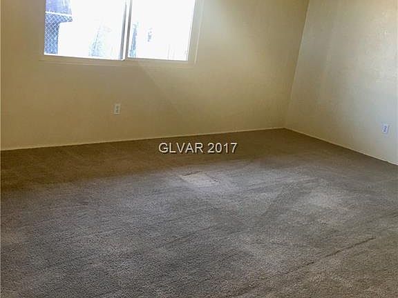 2nd image of 2717 Howard Dr