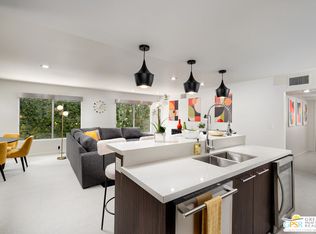 588 E San Lorenzo Rd #206, Palm Springs, CA 92264