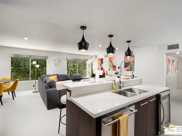 588 E San Lorenzo Rd #206, Palm Springs, CA 92264