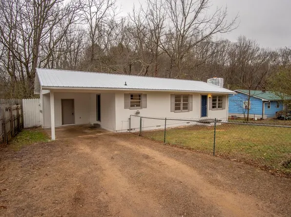68 Rolling Hills Dr, Franklin, NC 28734