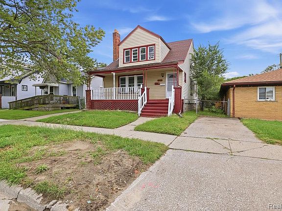 3rd image of 18894 Reed St