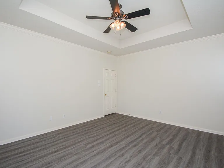 918 Tennyson Dr — Photo 25