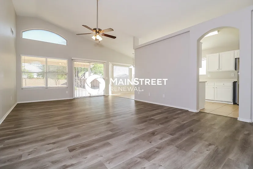12509 W PALM Lane — Photo 4