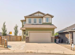 490 NE Mary Cameron Cres N, Lethbridge, AB T1H 6V6